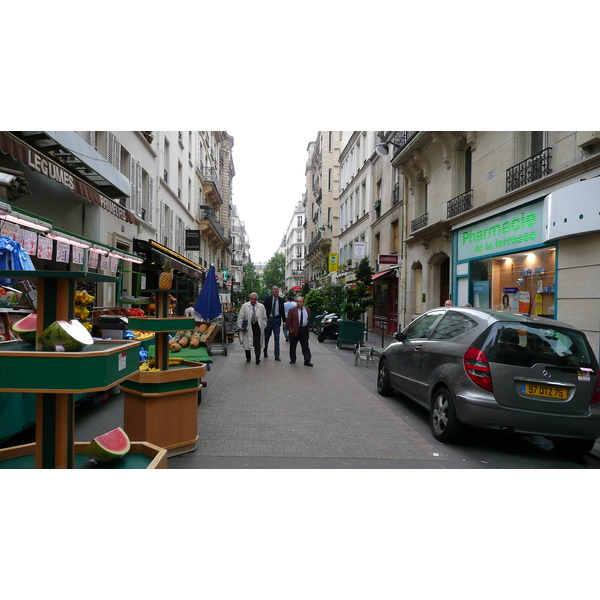 Picture France Paris 17th Arrondissement Rue Levis 2007-05 48 - History Rue Levis