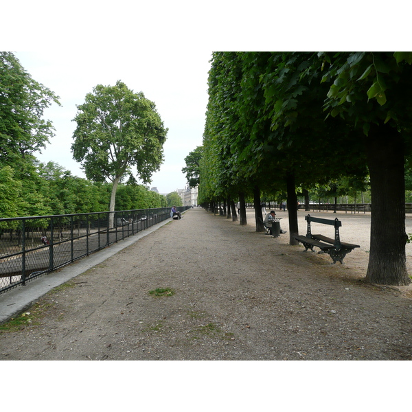 Picture France Paris Garden of Tuileries 2007-05 122 - History Garden of Tuileries