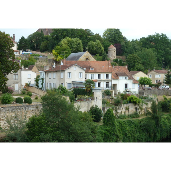 Picture France Mouleydier 2010-08 2 - History Mouleydier