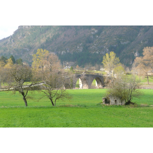 Picture France Tarn river 2008-04 64 - History Tarn river