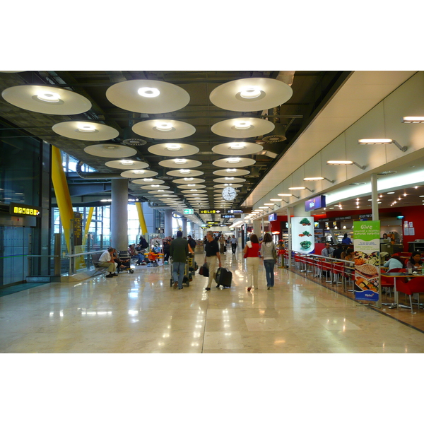 Picture Spain Madrid Barajas Airport 2007-09 76 - Tour Barajas Airport