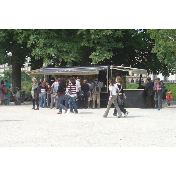 Picture France Paris Louvre Carrousel Garden 2007-05 16 - Around Louvre Carrousel Garden