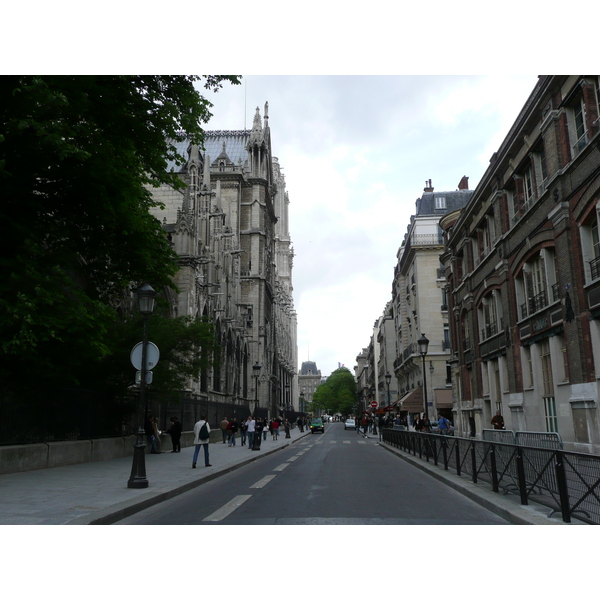 Picture France Paris Notre Dame 2007-05 133 - Around Notre Dame