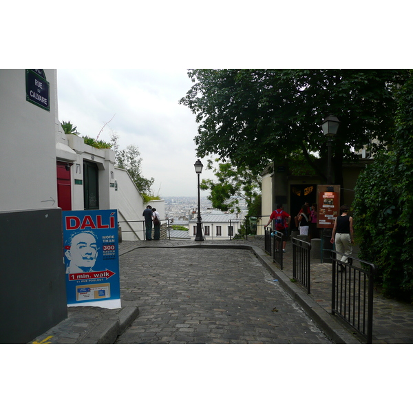 Picture France Paris Place du Tertre 2007-06 4 - Center Place du Tertre