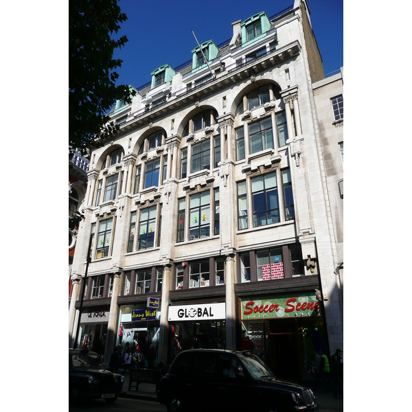 Picture United Kingdom London Oxford Street 2007-09 49 - Tours Oxford Street