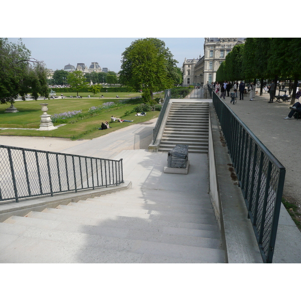 Picture France Paris Garden of Tuileries 2007-05 288 - History Garden of Tuileries