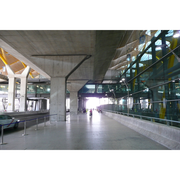 Picture Spain Madrid Barajas Airport 2007-09 89 - History Barajas Airport