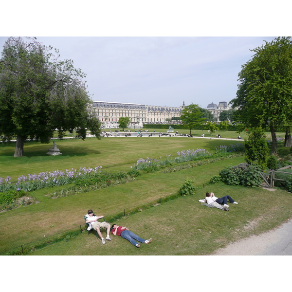 Picture France Paris Garden of Tuileries 2007-05 239 - Center Garden of Tuileries