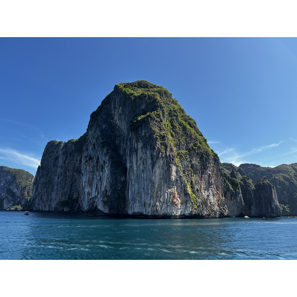 Picture Thailand Phuket to Ko Phi Phi Ferry 2021-12 21 - Center Phuket to Ko Phi Phi Ferry