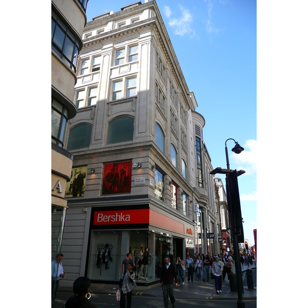 Picture United Kingdom London Oxford Street 2007-09 48 - History Oxford Street