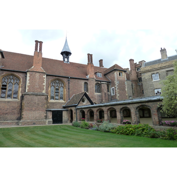 Picture United Kingdom Cambridge 2011-07 79 - Discovery Cambridge