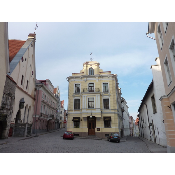 Picture Estonia Tallinn Old Tallinn 2009-04 37 - Discovery Old Tallinn