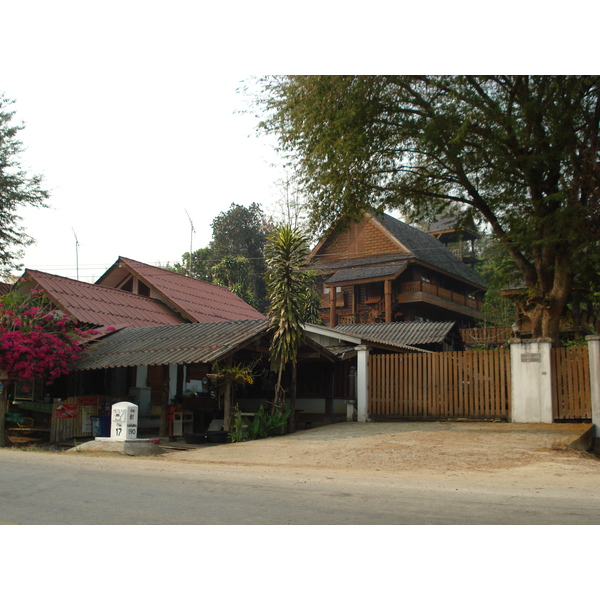 Picture Thailand Chiang Mai to Pai road 2007-02 155 - History Chiang Mai to Pai road