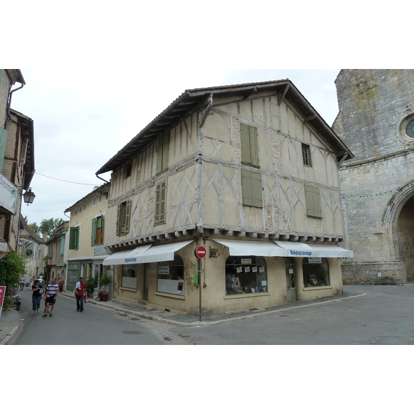 Picture France Issigeac 2010-08 61 - Tour Issigeac