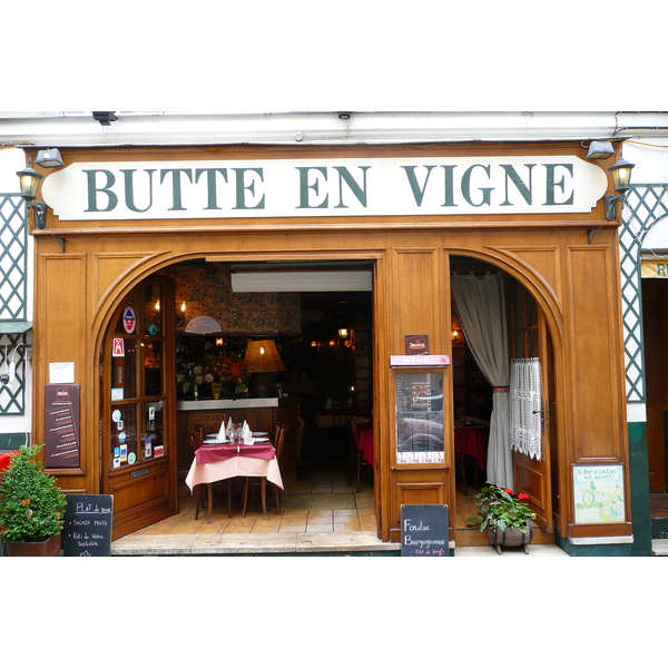 Picture France Paris Montmartre 2007-06 24 - Center Montmartre