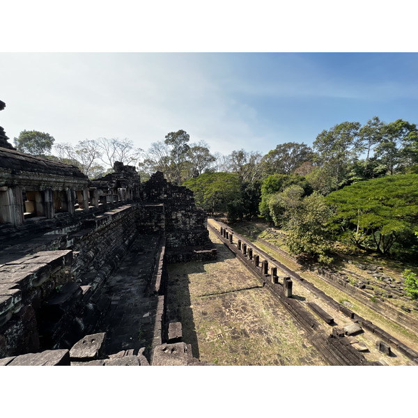 Picture Cambodia Siem Reap Baphuon 2023-01 64 - Tour Baphuon