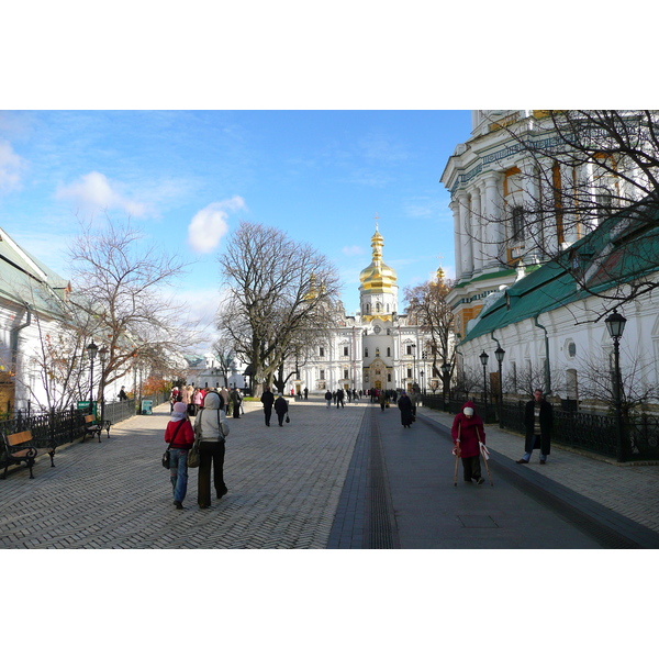 Picture Ukraine Kiev Pechersk Lavra 2007-11 51 - Recreation Pechersk Lavra