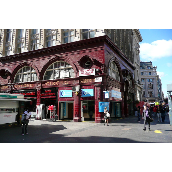 Picture United Kingdom London Oxford Street 2007-09 190 - Recreation Oxford Street