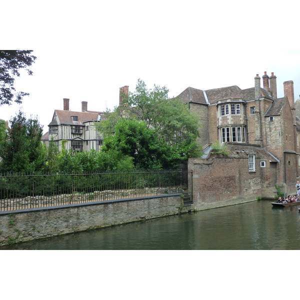 Picture United Kingdom Cambridge 2011-07 90 - Discovery Cambridge