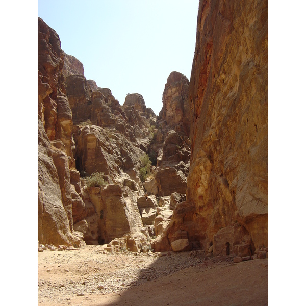 Picture Jordan Petra 2004-10 63 - Journey Petra