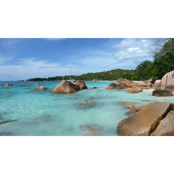 Picture Seychelles Anse Lazio 2011-10 120 - Tour Anse Lazio