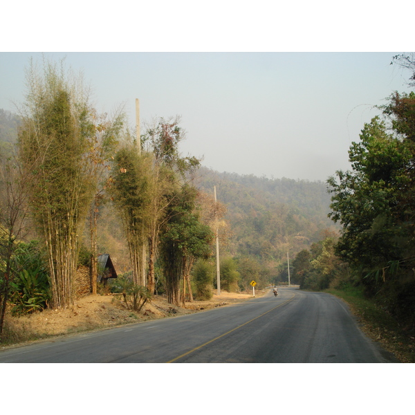 Picture Thailand Chiang Mai to Pai road 2007-02 18 - Tours Chiang Mai to Pai road