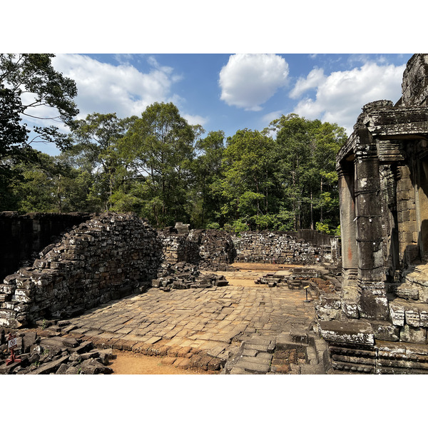 Picture Cambodia Siem Reap Bayon 2023-01 142 - Recreation Bayon