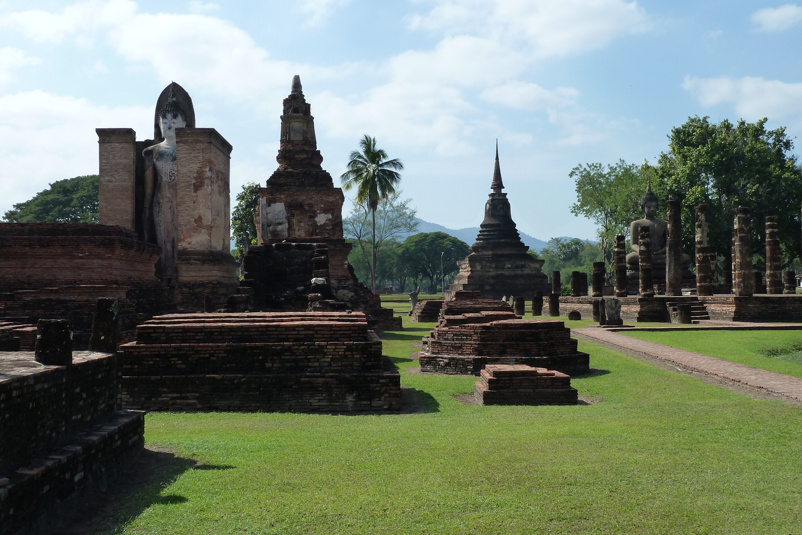 Picture Thailand Sukhothai 2010-12 33 - Perspective Sukhothai