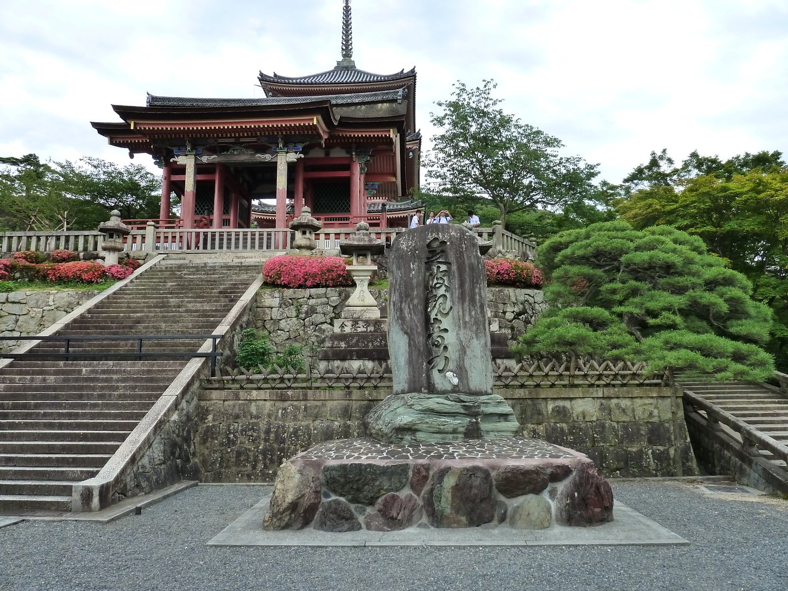 Picture Japan Kyoto Kiyomizu Dera Temple 2010-06 21 - Photographer Kiyomizu Dera Temple