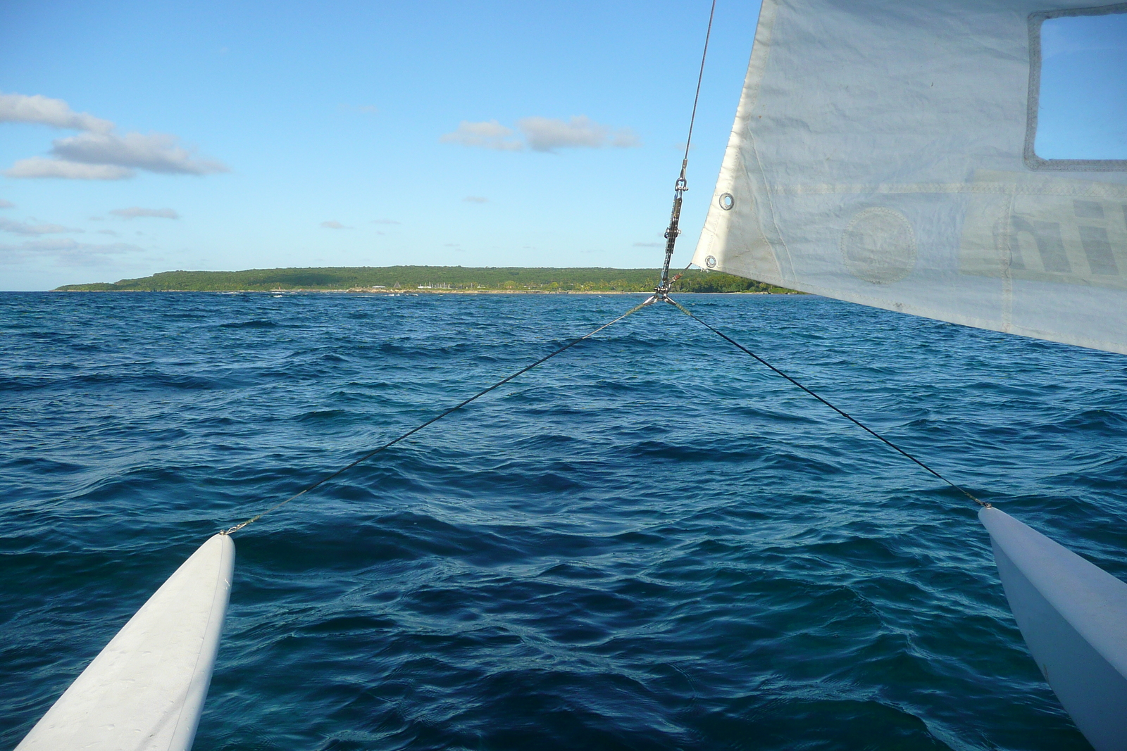 Picture New Caledonia Lifou Chateaubriant bay 2010-05 64 - Photographer Chateaubriant bay