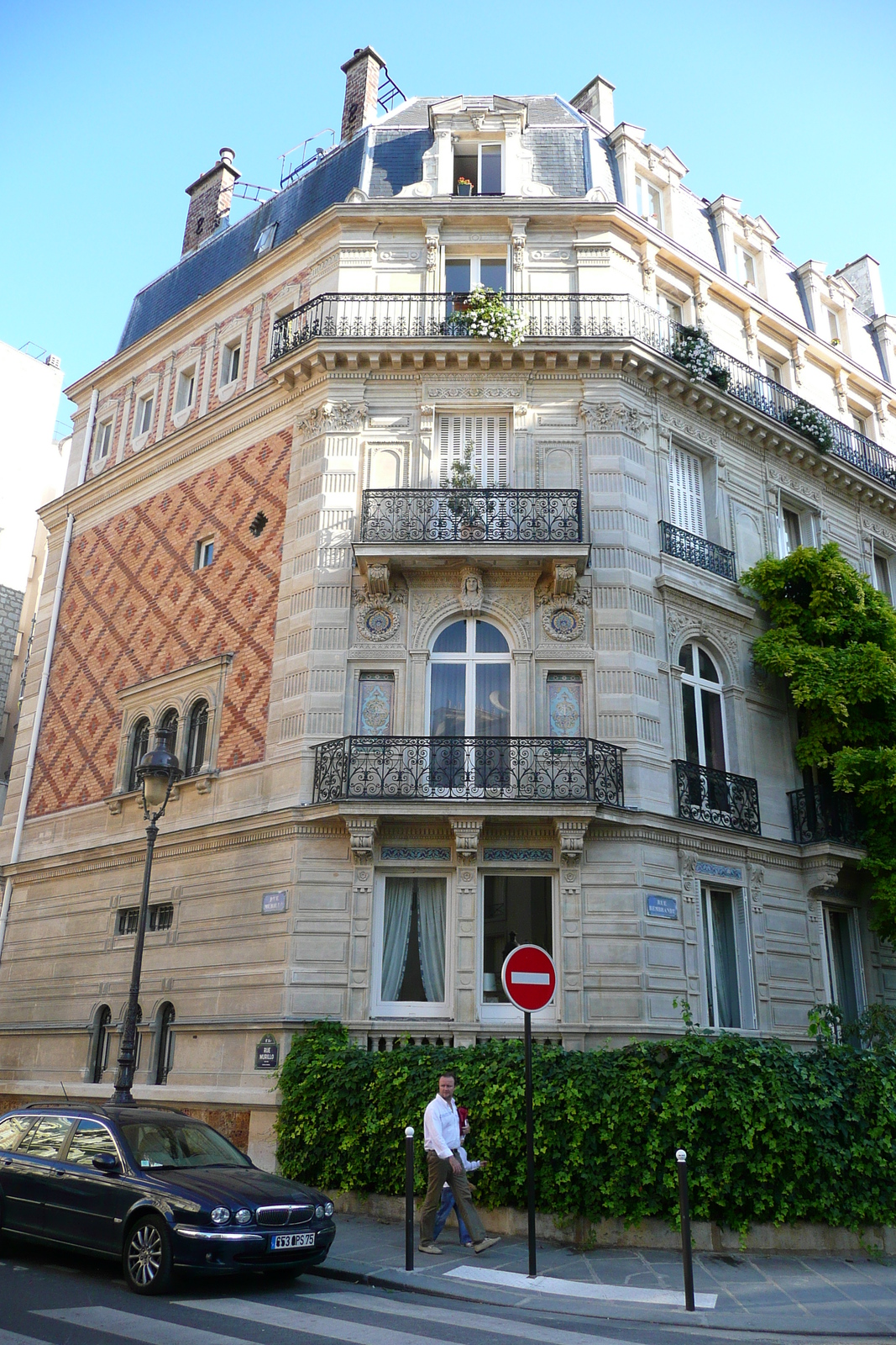 Picture France Paris 8th Arrondissement Rue Rembrandt 2007-09 13 - Flights Rue Rembrandt