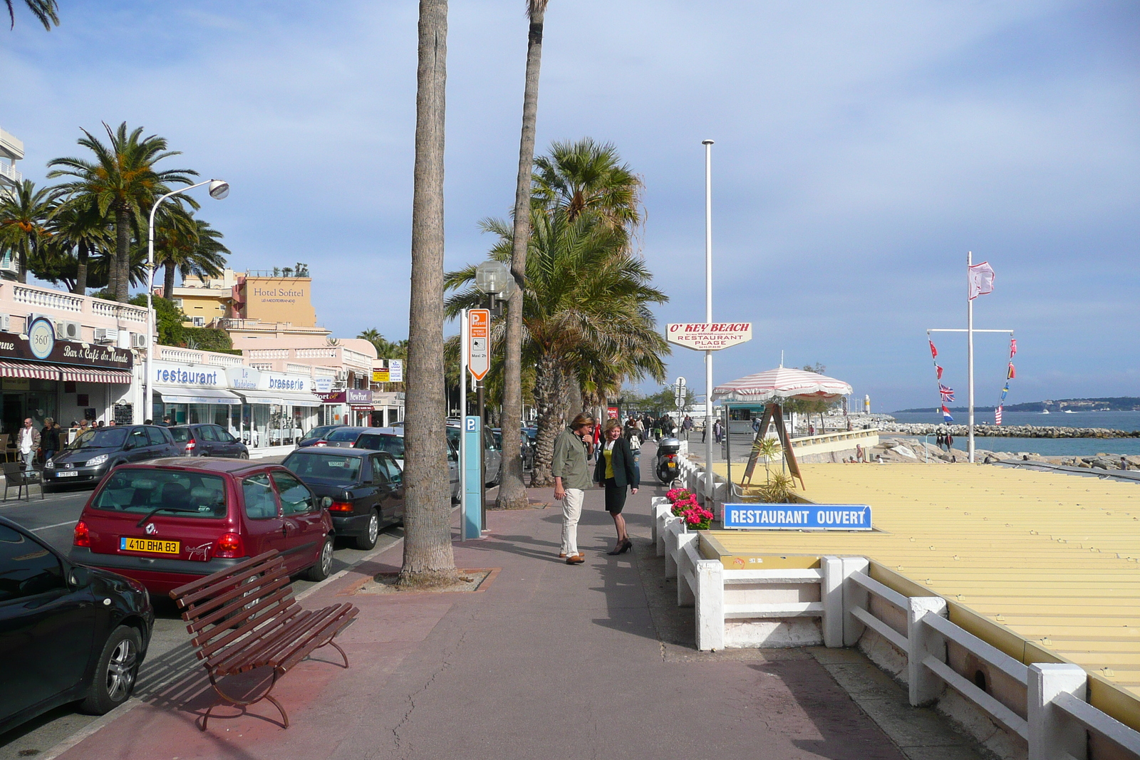 Picture France Cannes Plage du midi 2008-03 16 - Perspective Plage du midi