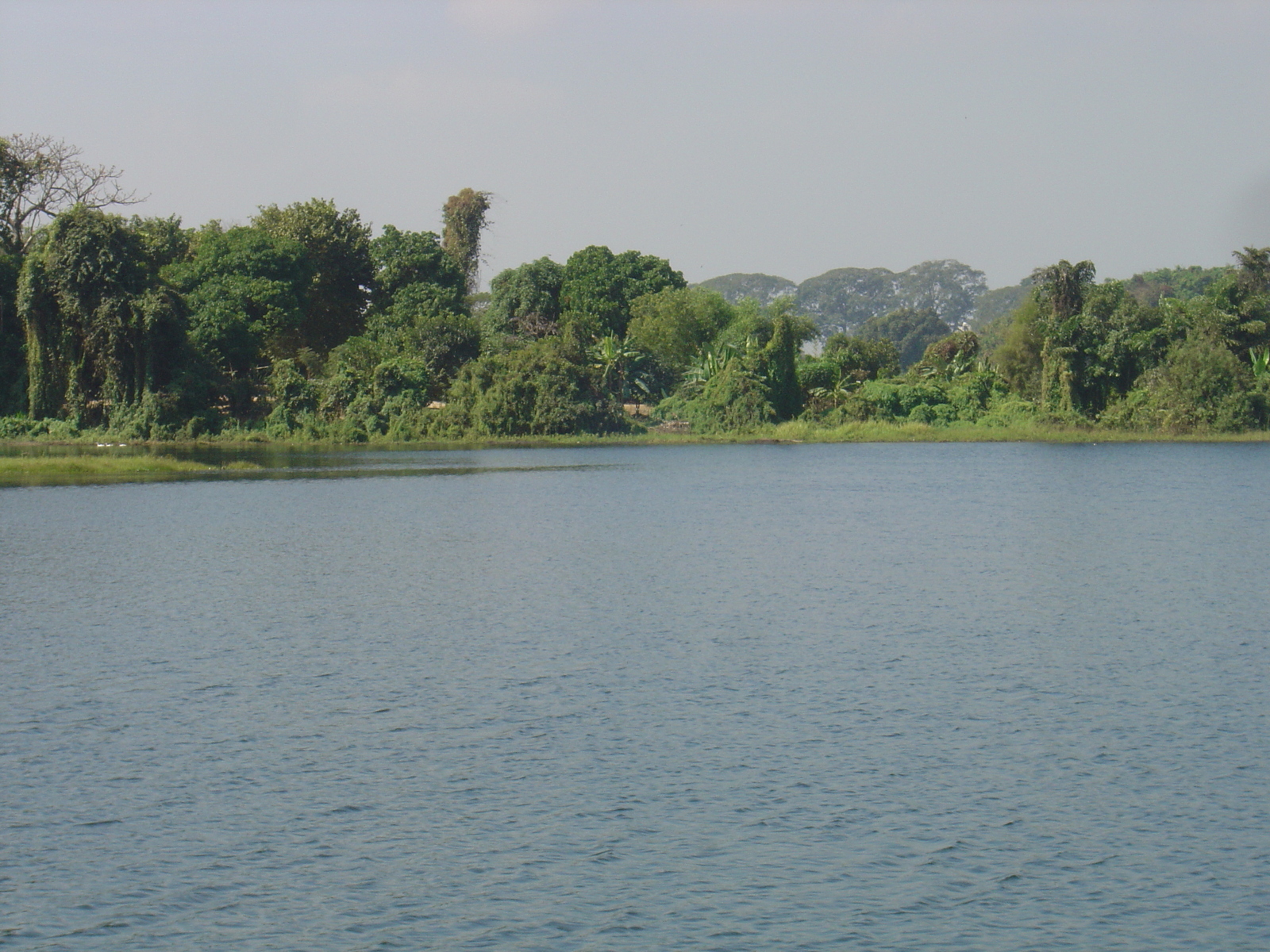 Picture Myanmar Yangon Dusit Inya Lake Hotel 2005-01 16 - Picture Dusit Inya Lake Hotel