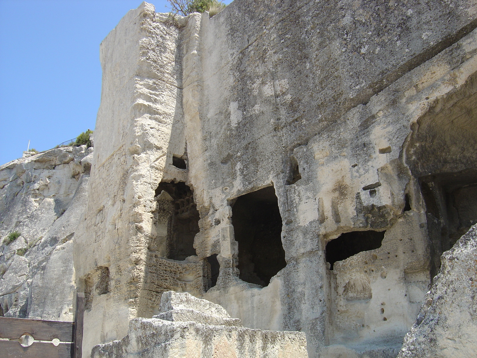 Picture France Baux de Provence 2004-08 14 - Car Rental Baux de Provence