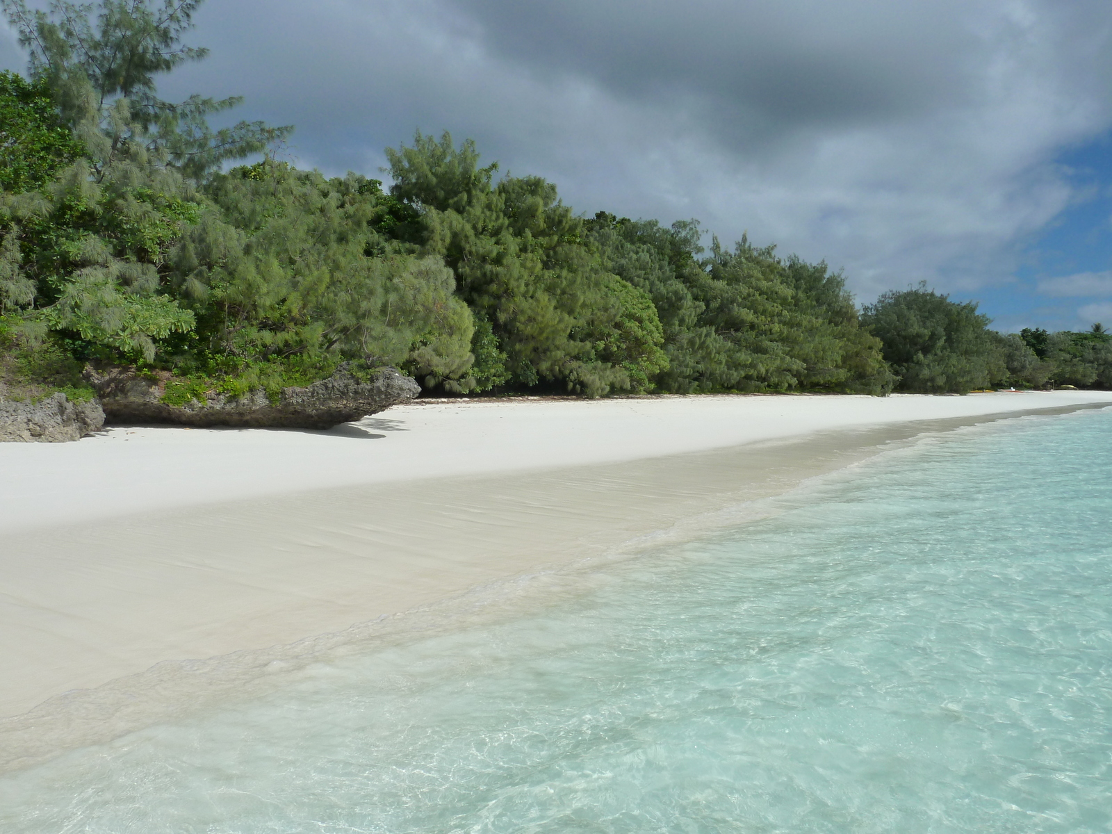 Picture New Caledonia Lifou Luengoni Beach 2010-05 16 - Car Rental Luengoni Beach