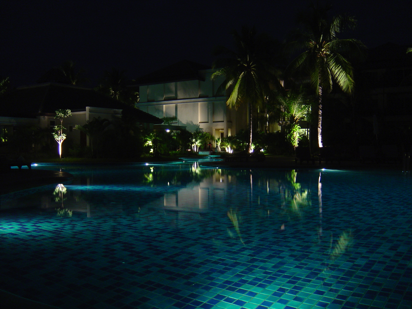 Picture Thailand Khao Lak Meridien Khao Lak Hotel By Night 2005-12 7 - Pictures By Night