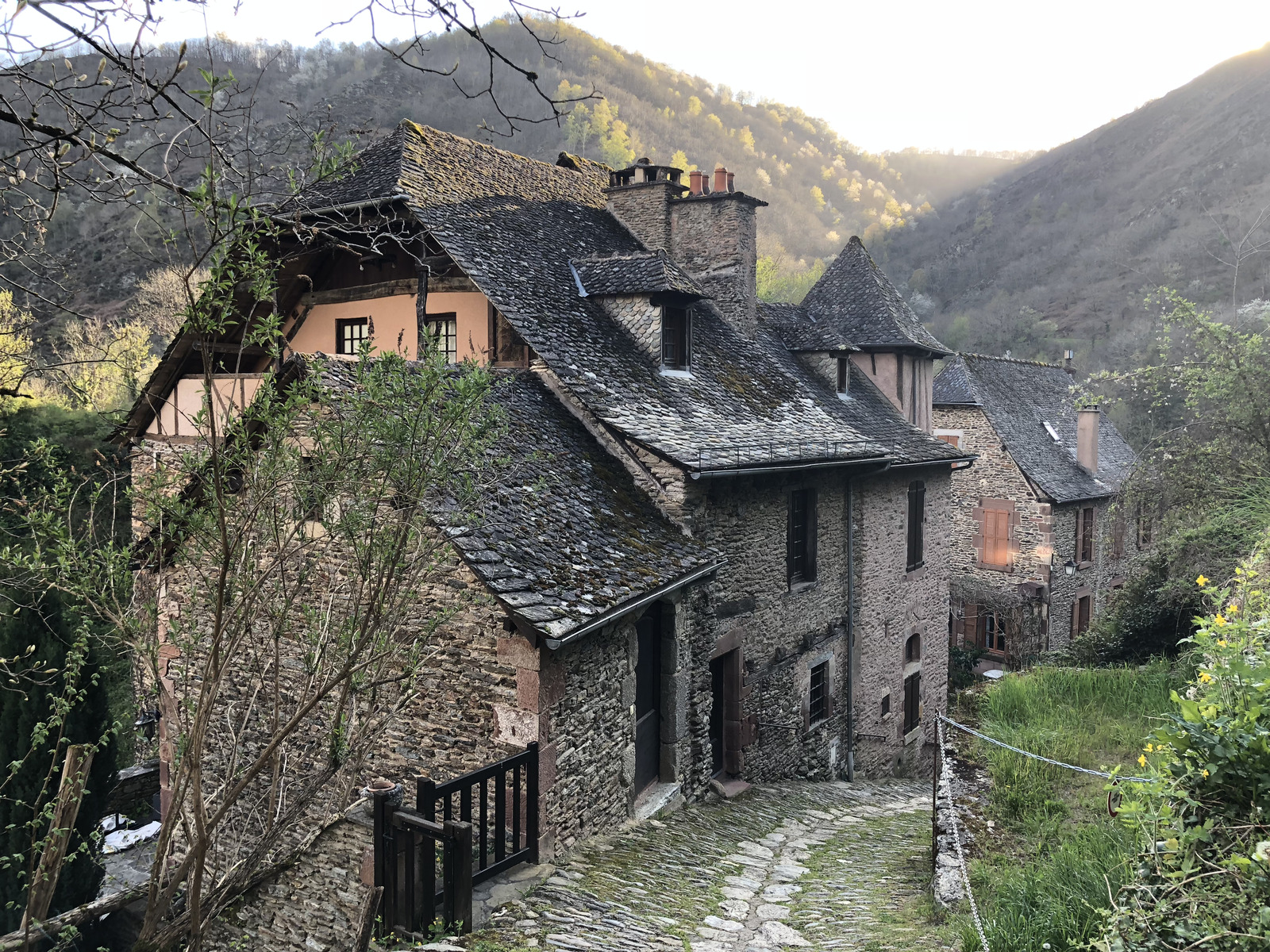 Picture France Conques 2018-04 53 - Perspective Conques