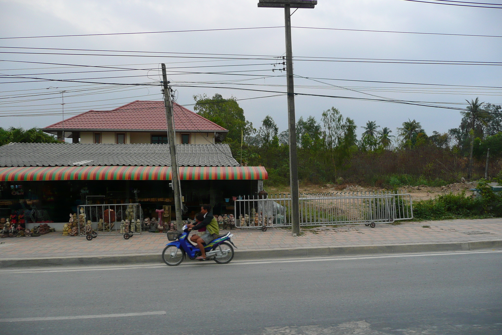 Picture Thailand Chonburi Sukhumvit road 2008-01 71 - Visit Sukhumvit road