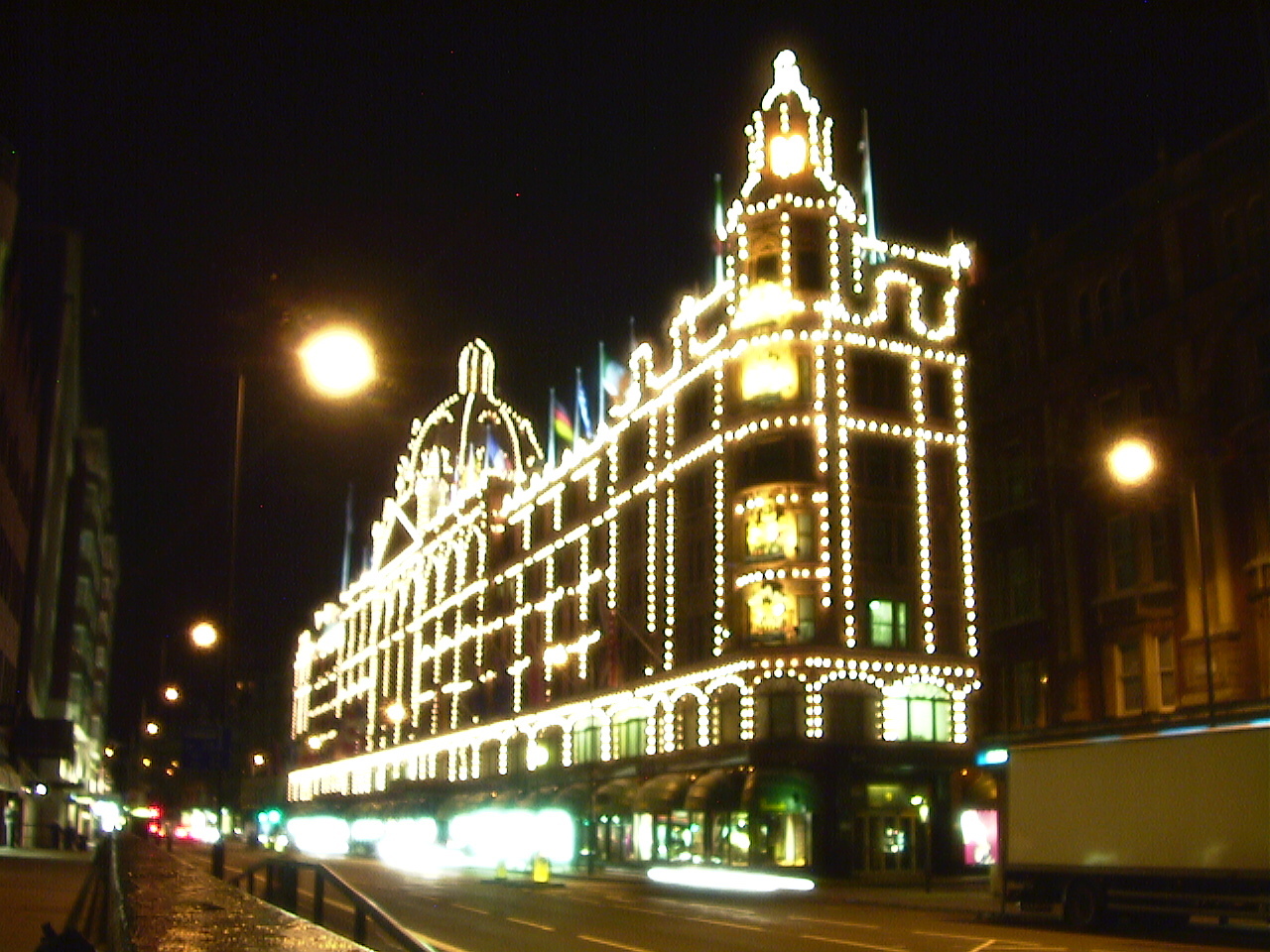 Picture United Kingdom London 2000-09 9 - Shopping Mall London