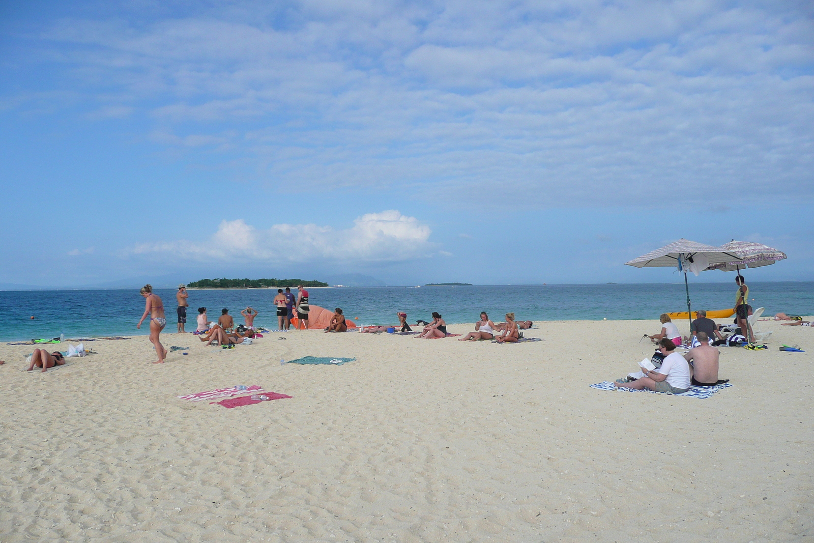 Picture Fiji Beachcomber Island 2010-05 63 - Store Beachcomber Island