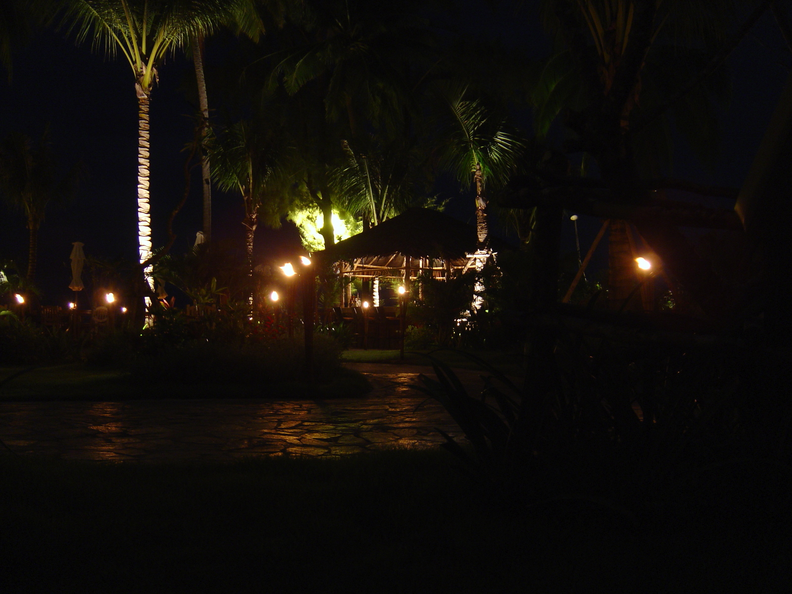 Picture Thailand Khao Lak Meridien Khao Lak Hotel By Night 2005-12 41 - Perspective By Night