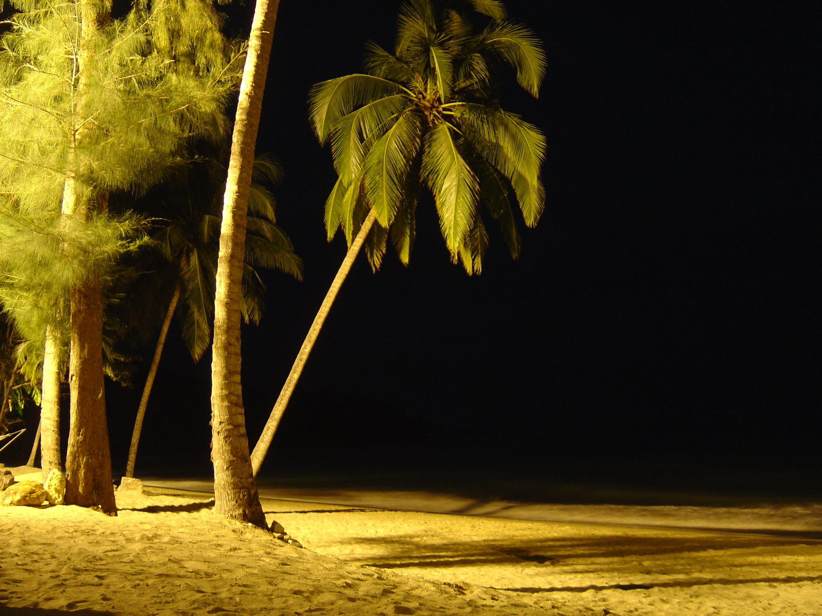 Picture Thailand Khao Lak Meridien Khao Lak Hotel By Night 2005-12 33 - Photographers By Night