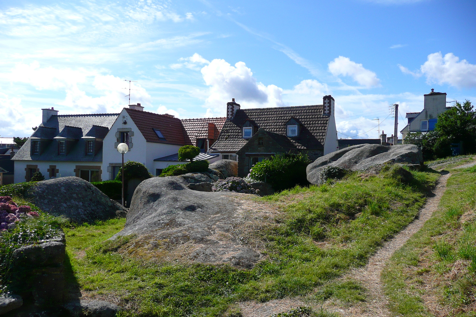 Picture France Perros Guirec Ploumanach 2007-08 75 - Store Ploumanach