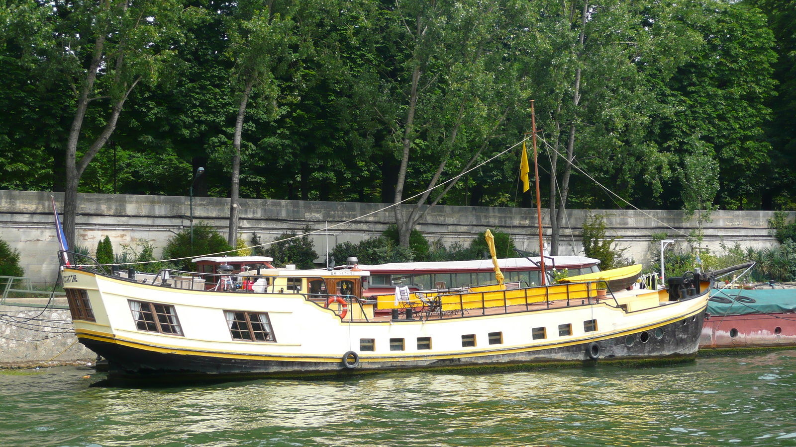 Picture France Paris Peniches Parisiennes 2007-06 14 - Photographer Peniches Parisiennes