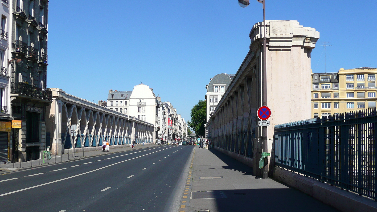 Picture France Paris Rue La Fayette 2007-08 112 - Discover Rue La Fayette