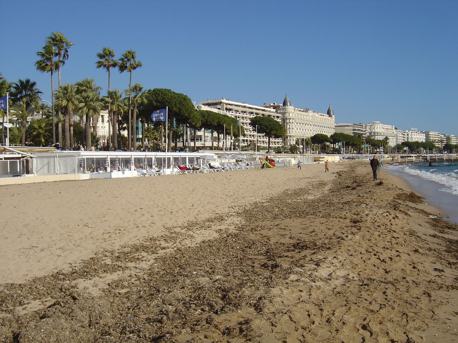 Picture France Cannes 2006-02 5 - Store Cannes