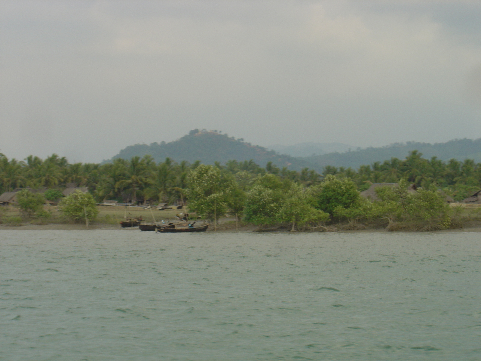 Picture Myanmar From Myeik to Dawei 2005-01 2 - Photo From Myeik to Dawei