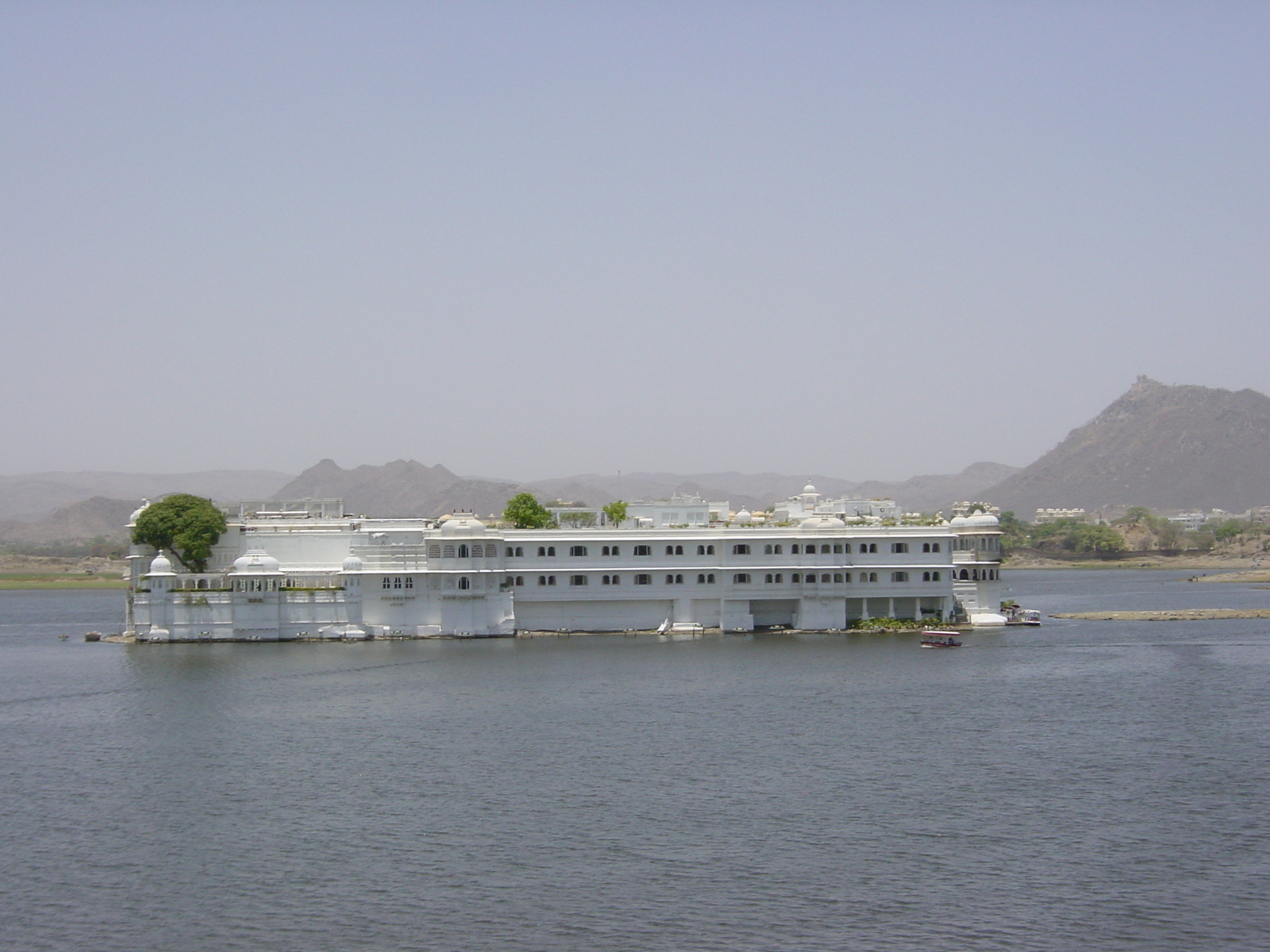 Picture India Udaipur Lake Palace Hotel 2003-05 4 - Views Lake Palace Hotel