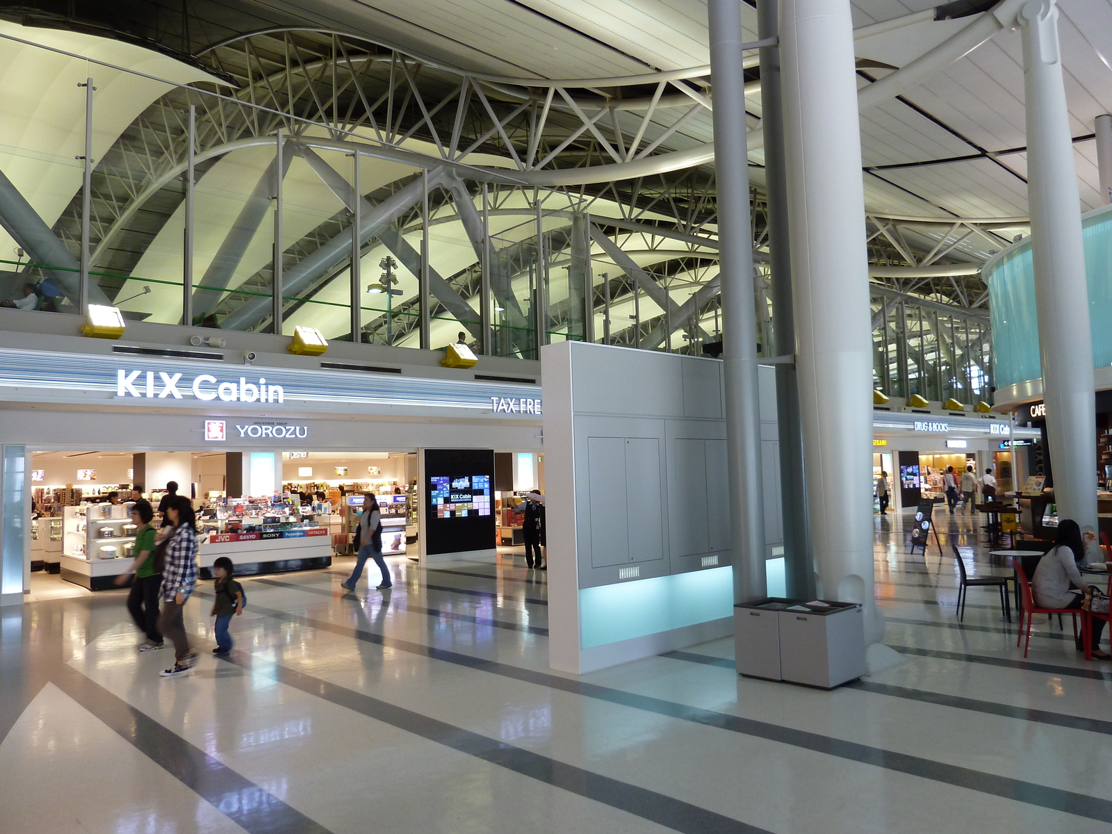 Picture Japan Kansai Airport 2010-06 22 - Perspective Kansai Airport