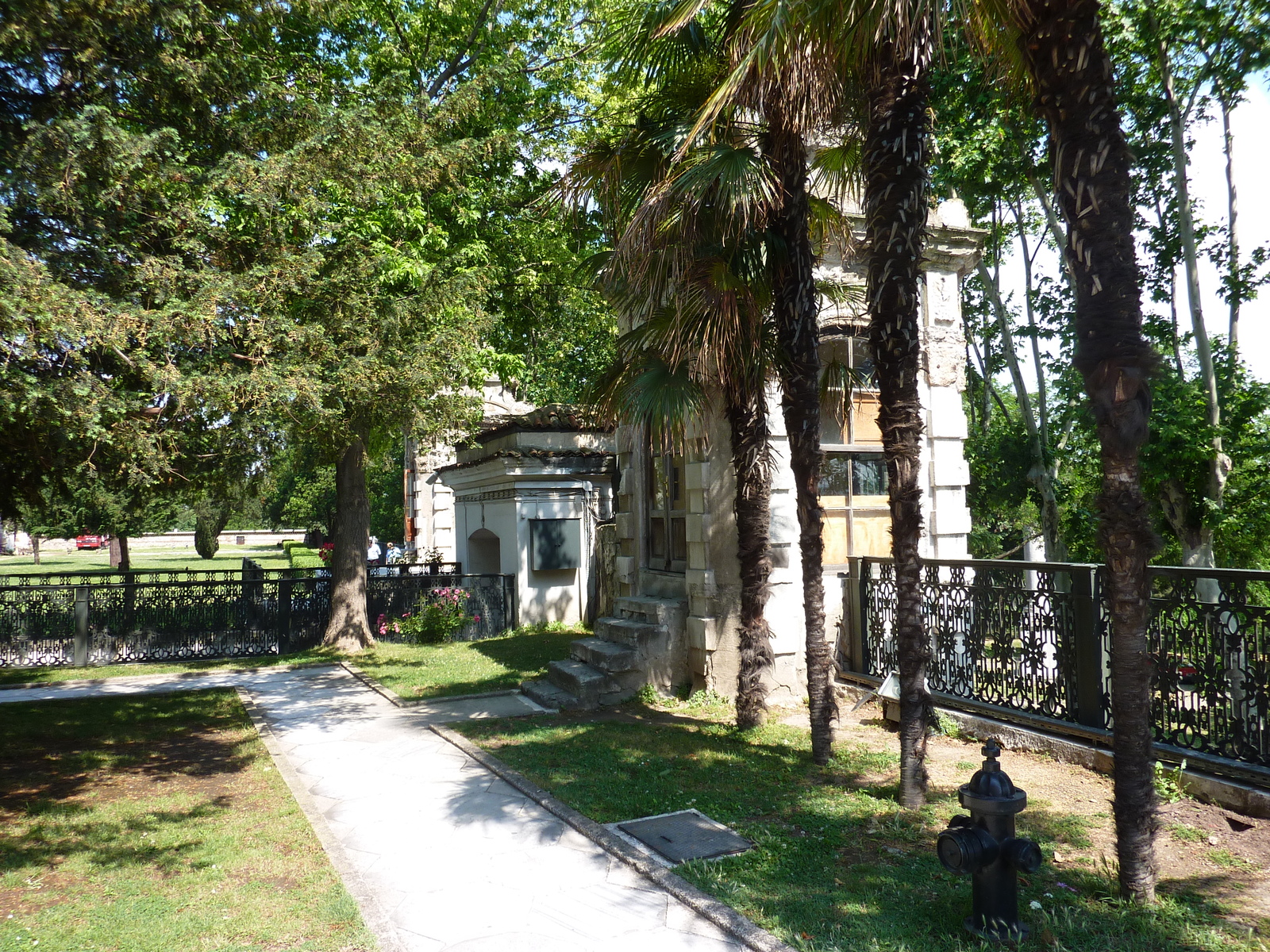 Picture Turkey Istanbul Topkapi Palace 2009-06 81 - Road Topkapi Palace